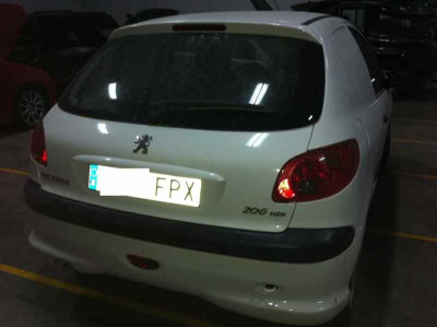 PEUGEOT 206