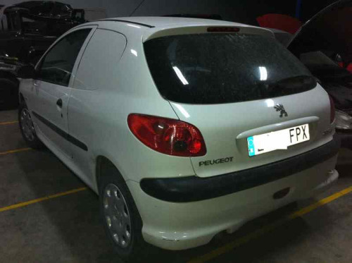 PEUGEOT 206 — vehículo donante para recambios 