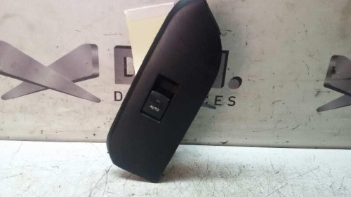 MANDO ELEVALUNAS DELANTERO DERECHO TOYOTA LAND CRUISER (J15) 