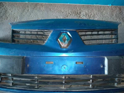 PARAGOLPES DELANTERO
