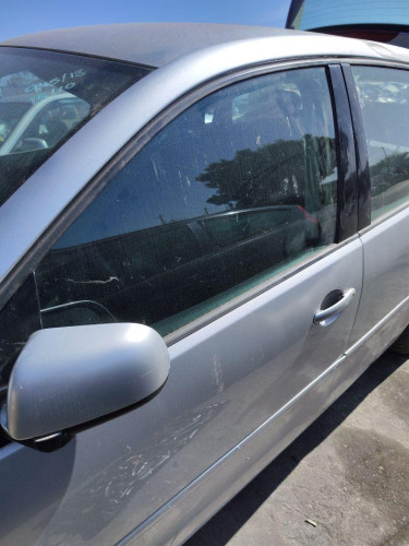 LUNA DELANTERA IZQUIERDA VOLKSWAGEN POLO IV (9N1) 