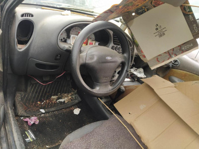 FORD FIESTA BERLINA (DX)