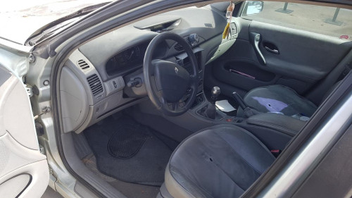 Renault Laguna II (BG0)(2001->) — автомобиль-донор на запчасти 