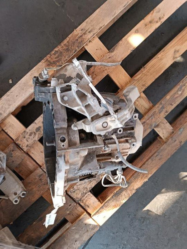  CAJA CAMBIOS 