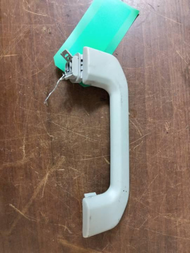 ASIDERO TECHO DELANTERO DERECHO VOLVO XC40 