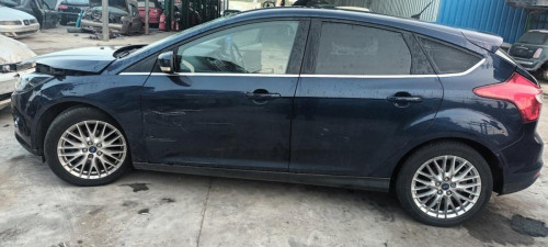  FORD FOCUS BERLINA (CB8) 