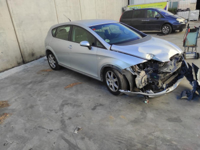 SEAT LEON (1P1)