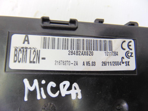 CAJA RELES / FUSIBLES de segunda mano