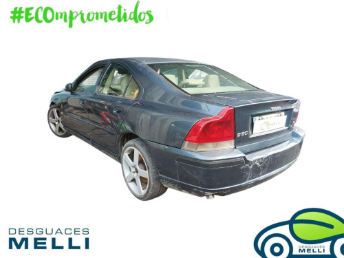 VOLVO S60 BERLINA — vehículo donante para recambios 