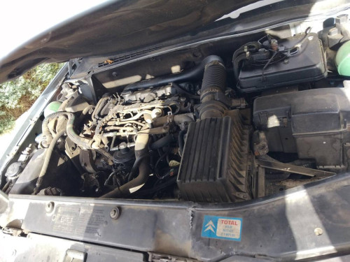 Citroen Xantia Berlina (1998->) — vehículo donante para recambios 