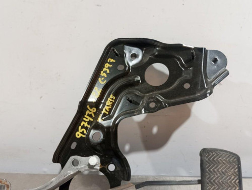  PEDAL FRENO TOYOTA YARIS CROSS 