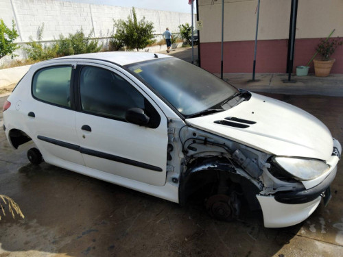 Peugeot 206 Berlina 4-pt. (09.2006->) — автомобиль-донор на запчасти 
