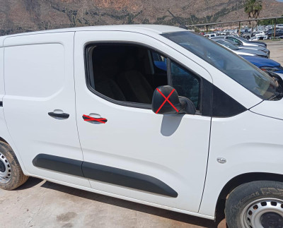 PUERTA DELANTERA DERECHA, Opel, COMBO E CARGO