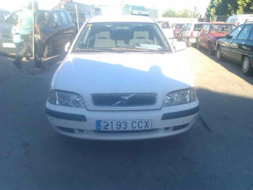  VOLVO S40 BERLINA 