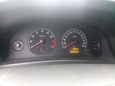 OPEL VECTRA C BERLINA