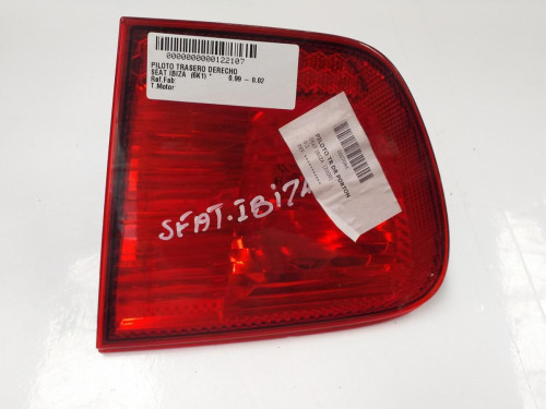 PILOTO TRASERO DERECHO 