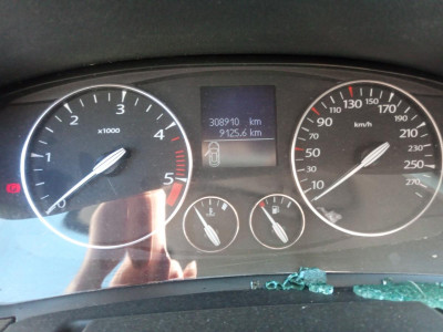RENAULT LAGUNA III BERLINA