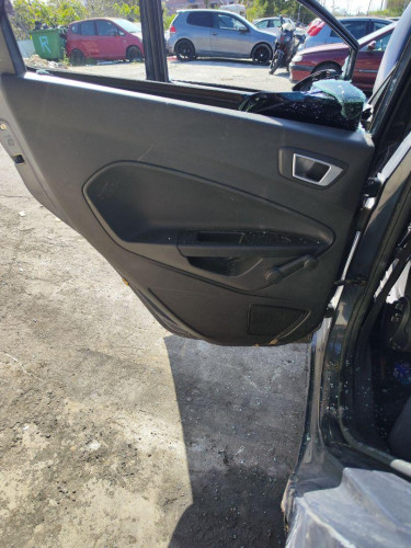 GUARNECIDO PUERTA TRASERA IZQUIERDA FORD FIESTA (CNN) 
