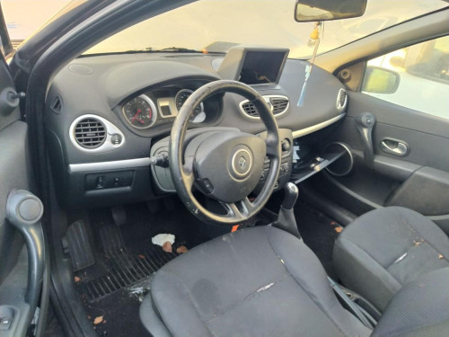  RENAULT CLIO III 
