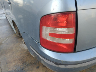 PILOTO TRASERO IZQUIERDO Skoda Fabia (6Y2/6Y3)(01.2000->)
