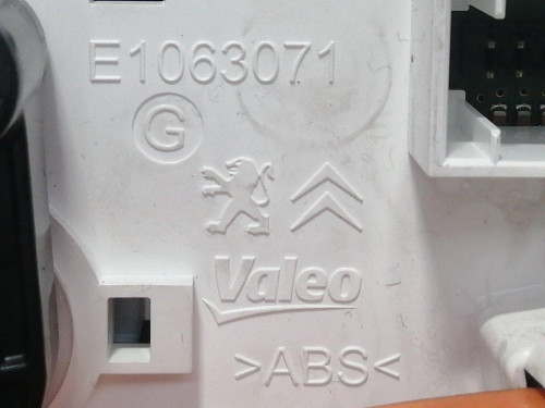  MANDO CLIMATIZADOR PEUGEOT 208 