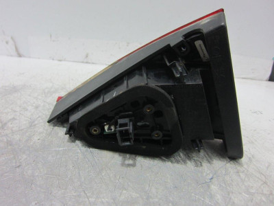 PILOTO TRASERO DERECHO INTERIOR, SKODA, SUPERB COMBI (3V5)