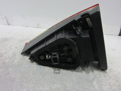  PILOTO TRASERO DERECHO INTERIOR SKODA SUPERB COMBI (3V5) 