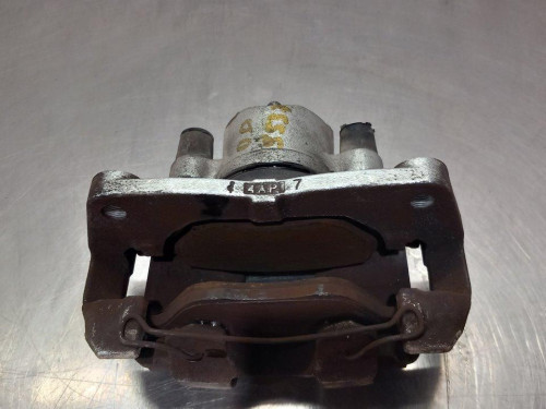 PINZA DE FRENO DELANTERA IZQUIERDA Toyota YARIS (KSP1/NLP1/NSP1) 