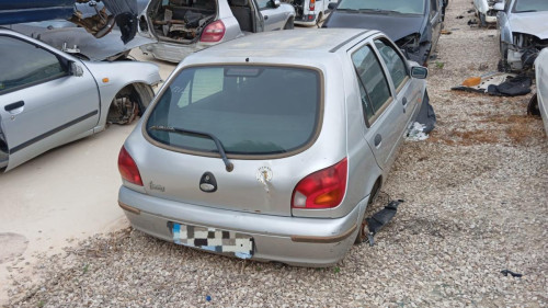  FORD FIESTA BERLINA (DX) 