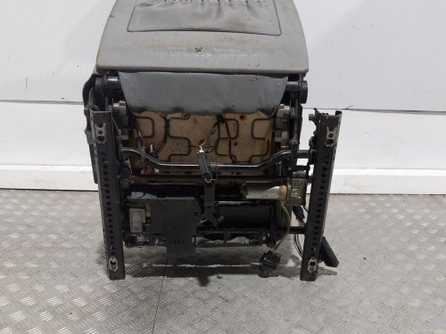  ASIENTO DELANTERO DERECHO 