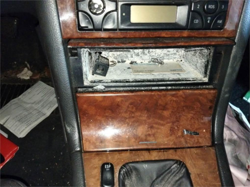 CENICERO Mercedes-Benz CLASE E (BM 210) BERLINA 