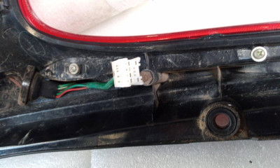 PILOTO TRASERO DERECHO, NISSAN, JUKE (F15E)