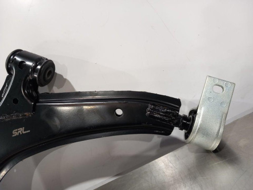  BRAZO SUSPENSION INFERIOR DELANTERO IZQUIERDO 