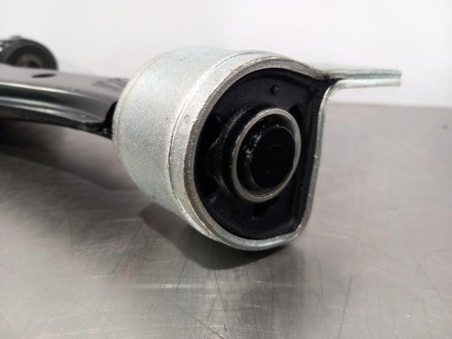  BRAZO SUSPENSION INFERIOR DELANTERO IZQUIERDO 