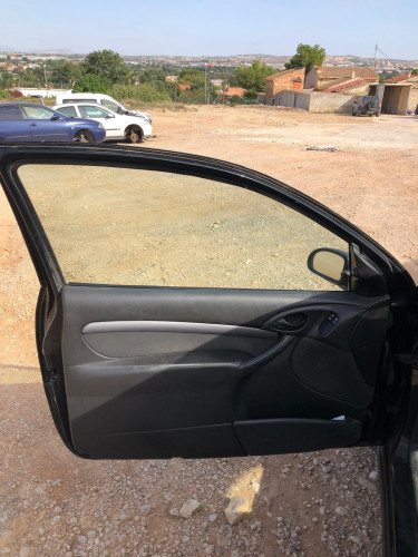 FORD FOCUS BERLINA (CAK) — Donor Vehicle for Used Parts 
