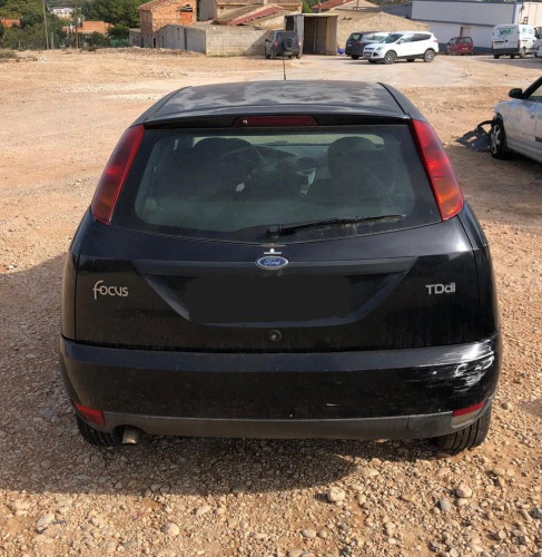 FORD FOCUS BERLINA (CAK) — Donor Vehicle for Used Parts 