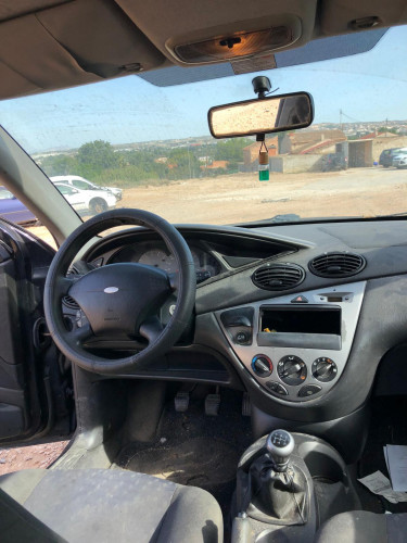 FORD FOCUS BERLINA (CAK) — Donor Vehicle for Used Parts 