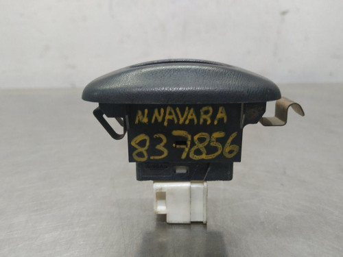 MANDO ELEVALUNAS TRASERO IZQUIERDO Nissan PICKUP (D22) 