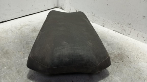 ASIENTO TRASERO YAMAHA FZ 8 / FAZER8 