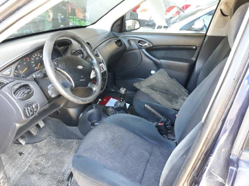  FORD FOCUS BERLINA (CAK) 