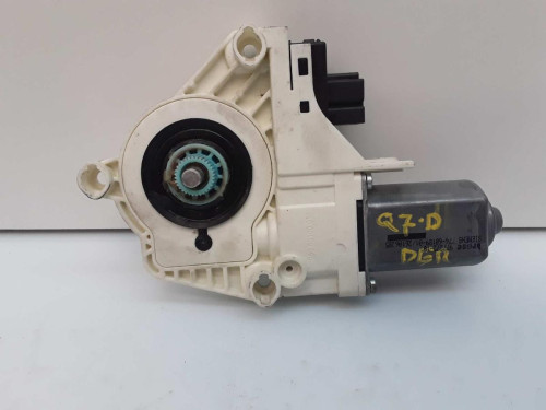 MOTOR ELEVALUNAS DELANTERO DERECHO 
