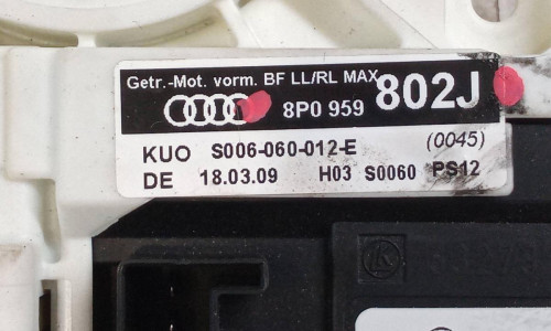 MOTOR ELEVALUNAS DELANTERO DERECHO Audi A3 (8P1) 