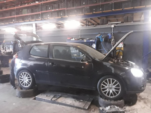  VOLKSWAGEN GOLF V (1K1)(10.2003) 