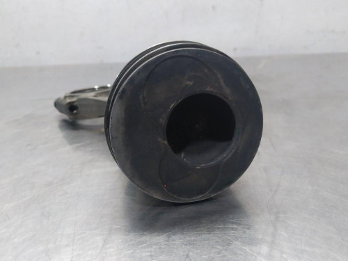  PISTON VOLKSWAGEN CADDY (2K)(02.2004) 