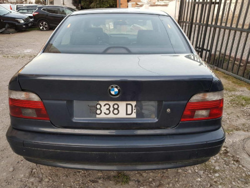BMW SERIE 5 BERLINA (E39) — автомобиль-донор на запчасти 
