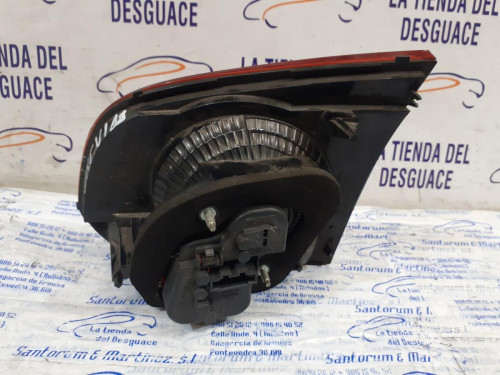  PILOTO TRASERO IZQUIERDO 