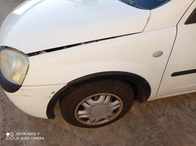 ALETA DELANTERA IZQUIERDA Opel Corsa C (2000->)
