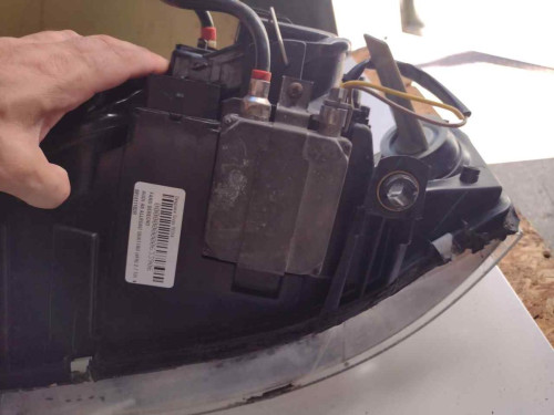  FARO DERECHO AUDI A6 AVANT (4B5) 