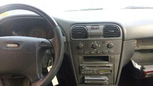  VOLVO S40 BERLINA 