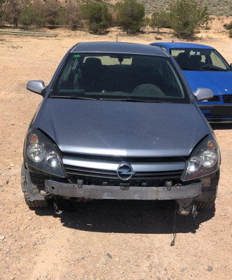 OPEL ASTRA H BERLINA